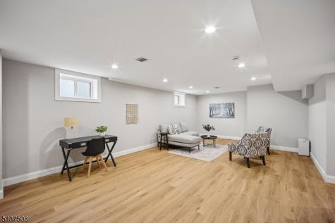 5 Briar Cliff Road Livingston NJ 07039