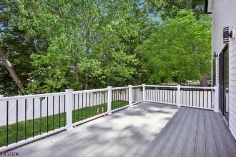 5 Briar Cliff Road Livingston NJ 07039