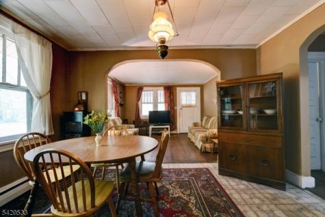 86 Greenwood Avenue Pequannock NJ 07440