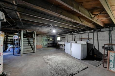 86 Greenwood Avenue Pequannock NJ 07440