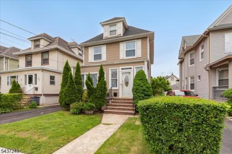 126 Berwyn Street Roselle Park NJ 07204