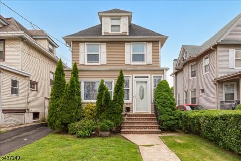 126 Berwyn Street Roselle Park NJ 07204