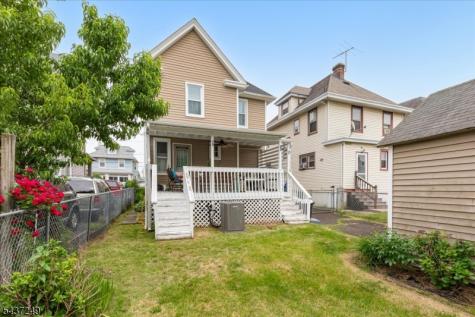126 Berwyn Street Roselle Park NJ 07204