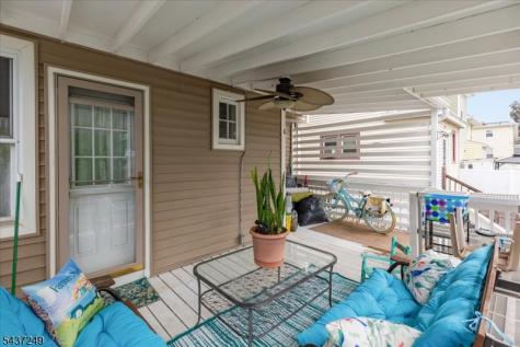 126 Berwyn Street Roselle Park NJ 07204