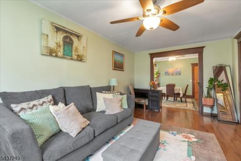 126 Berwyn Street Roselle Park NJ 07204