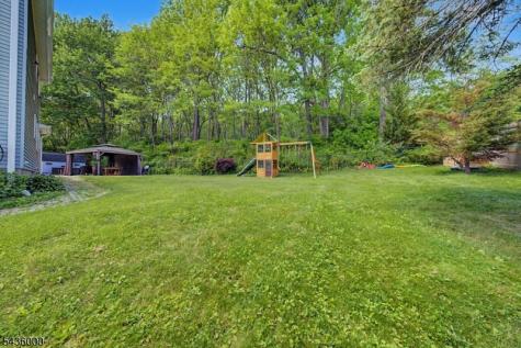 949 Rockport Road Mansfield NJ 07840