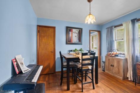 116 S 8th Street Lopatcong NJ 08865
