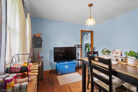 116 S 8th Street Lopatcong NJ 08865