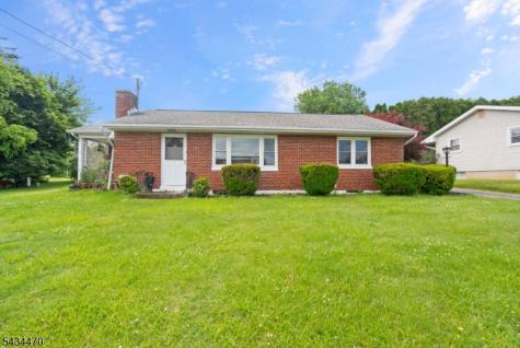 116 S 8th Street Lopatcong NJ 08865