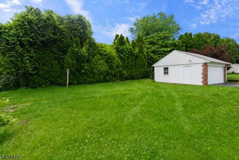 116 S 8th Street Lopatcong NJ 08865
