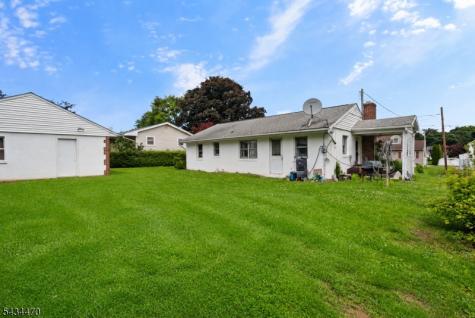 116 S 8th Street Lopatcong NJ 08865