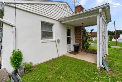 116 S 8th Street Lopatcong NJ 08865