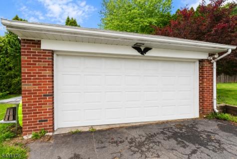 116 S 8th Street Lopatcong NJ 08865