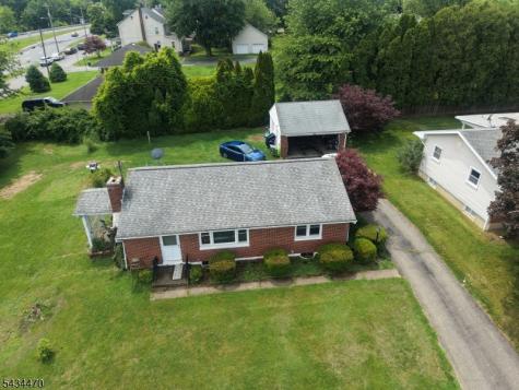 116 S 8th Street Lopatcong NJ 08865
