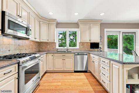 73 Bald Eagle Road Allamuchy NJ 07840
