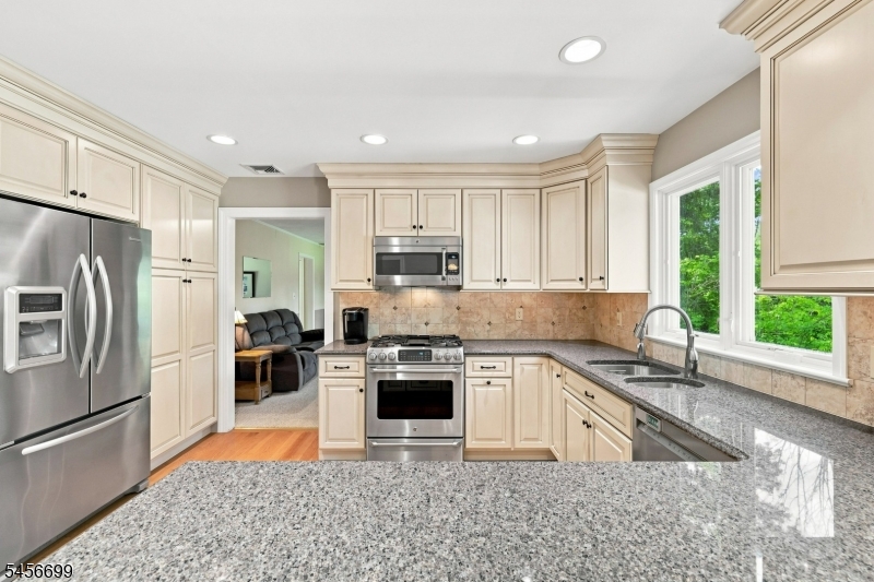 73 Bald Eagle Road Allamuchy NJ 07840