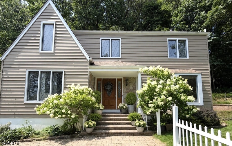 49 Raynor Road Morris NJ 07960