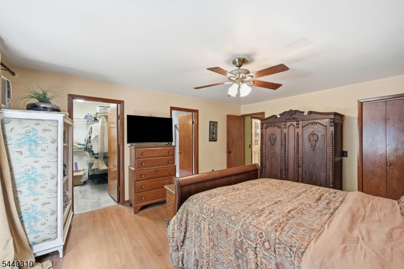 15 Lower North Shore Road Frankford NJ 07826