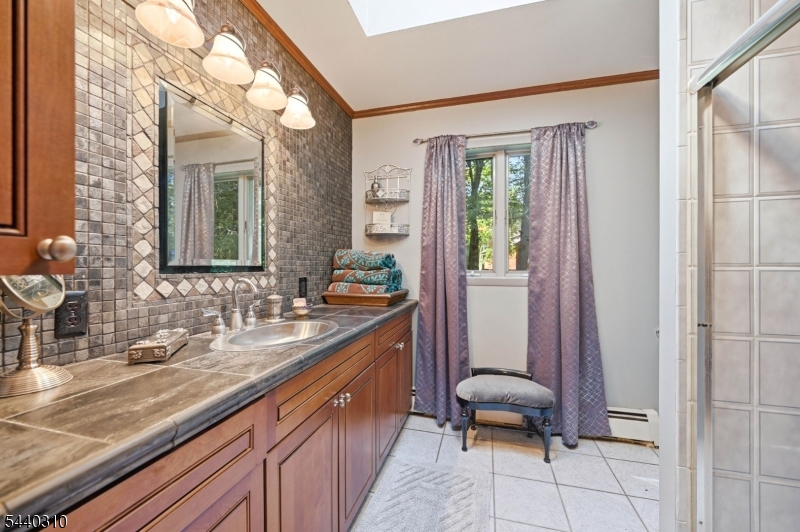 15 Lower North Shore Road Frankford NJ 07826