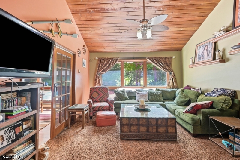 15 Lower North Shore Road Frankford NJ 07826