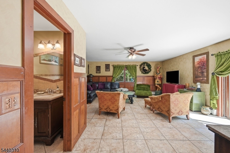 15 Lower North Shore Road Frankford NJ 07826
