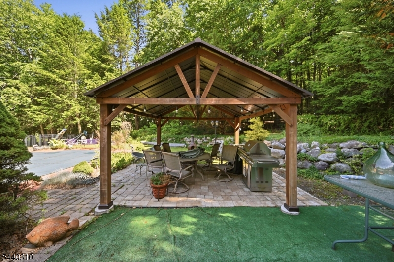 15 Lower North Shore Road Frankford NJ 07826