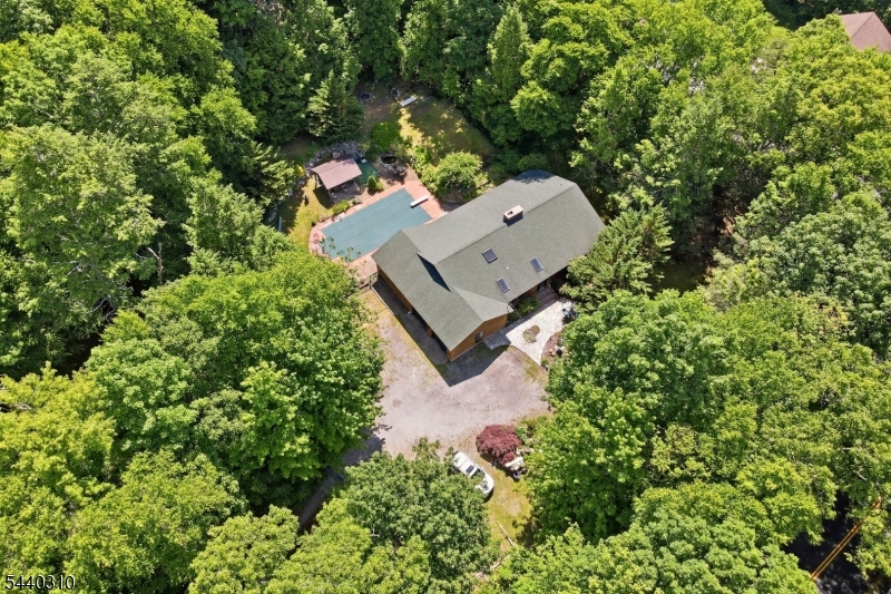15 Lower North Shore Road Frankford NJ 07826