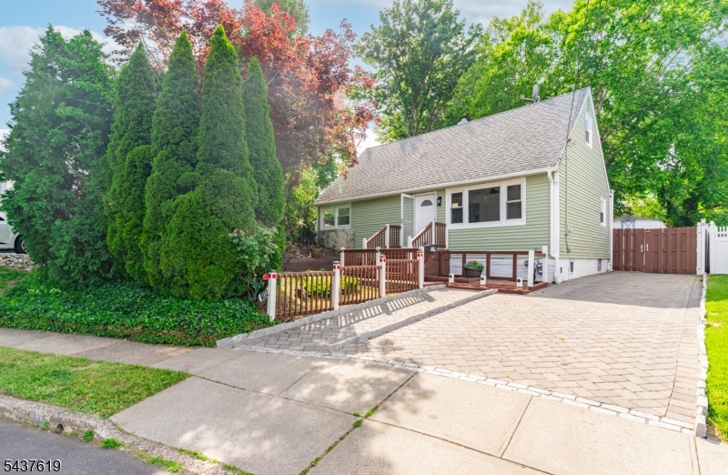 135 Kenzel Avenue Nutley NJ 07110
