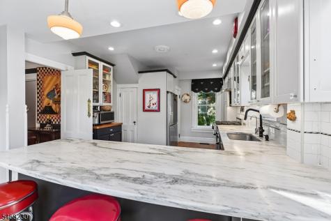 37 Mountain Avenue Summit NJ 07901