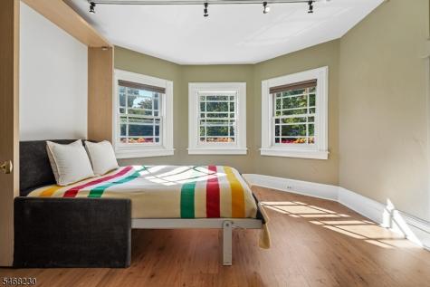 37 Mountain Avenue Summit NJ 07901