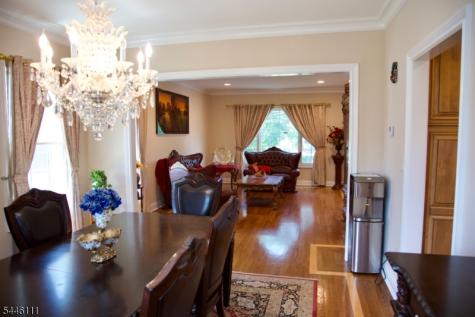 20 Hugenot Street East Hanover NJ 07936