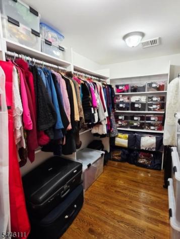 20 Hugenot Street East Hanover NJ 07936