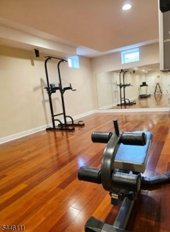 20 Hugenot Street East Hanover NJ 07936