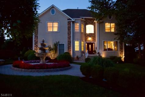 20 Hugenot Street East Hanover NJ 07936