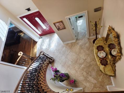 20 Hugenot Street East Hanover NJ 07936