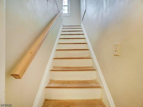 610 Laurita Street Linden NJ 07036