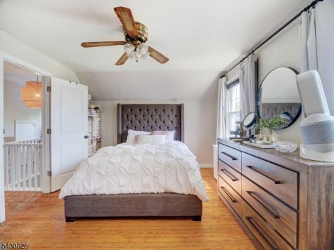 610 Laurita Street Linden NJ 07036