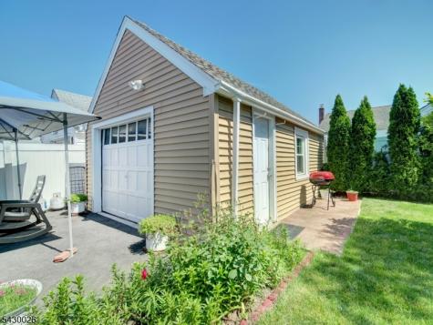 610 Laurita Street Linden NJ 07036
