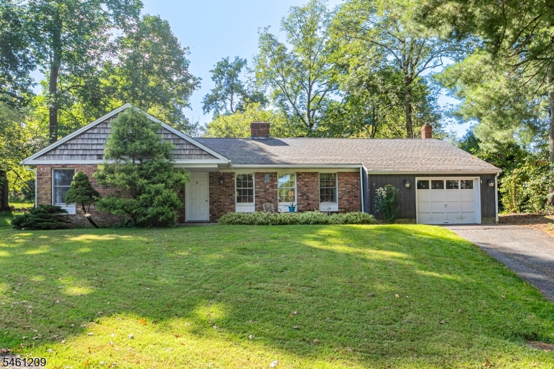 9 Northfield Court Lambertville NJ 08530