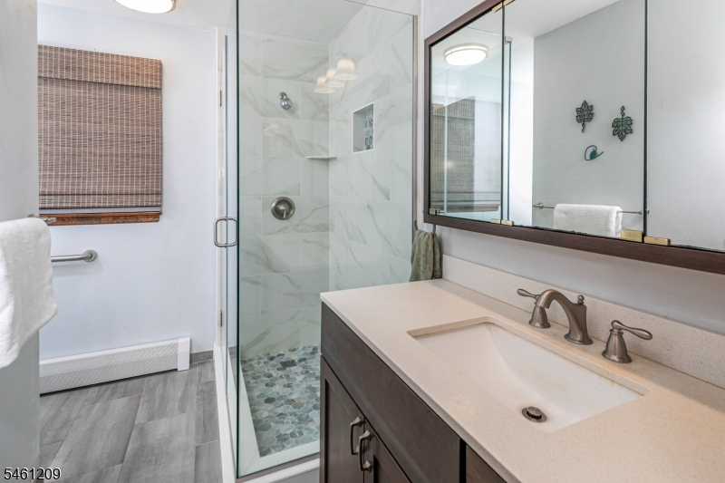 9 Northfield Court Lambertville NJ 08530