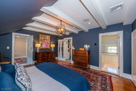27 Village Road Harding NJ 07976