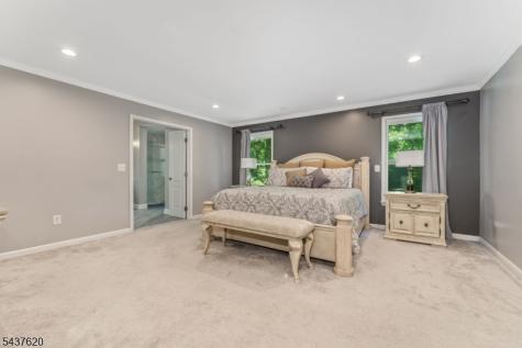 12 Wyckoff Road Bethlehem NJ 08827