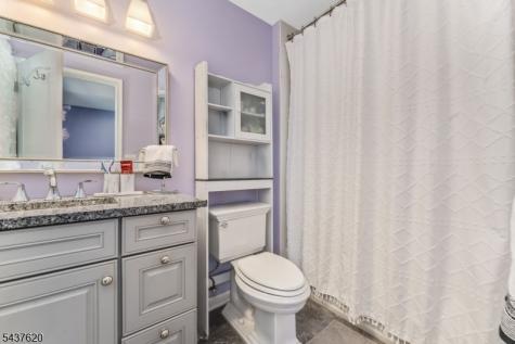12 Wyckoff Road Bethlehem NJ 08827