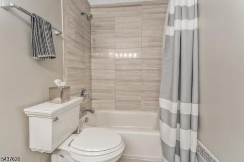 12 Wyckoff Road Bethlehem NJ 08827