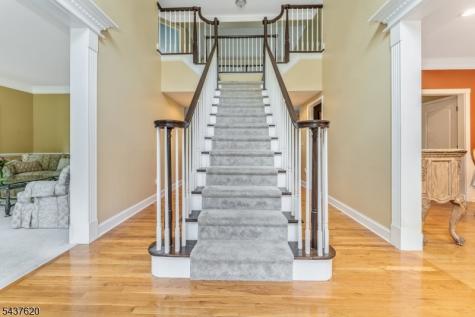 12 Wyckoff Road Bethlehem NJ 08827