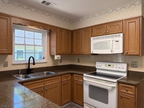541 Petunia Lane Manchester NJ 08759