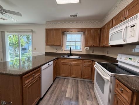 541 Petunia Lane Manchester NJ 08759