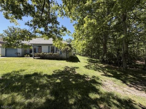 541 Petunia Lane Manchester NJ 08759