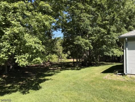 541 Petunia Lane Manchester NJ 08759