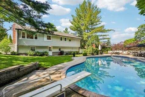 79 W Sheffield Street Oakland NJ 07436